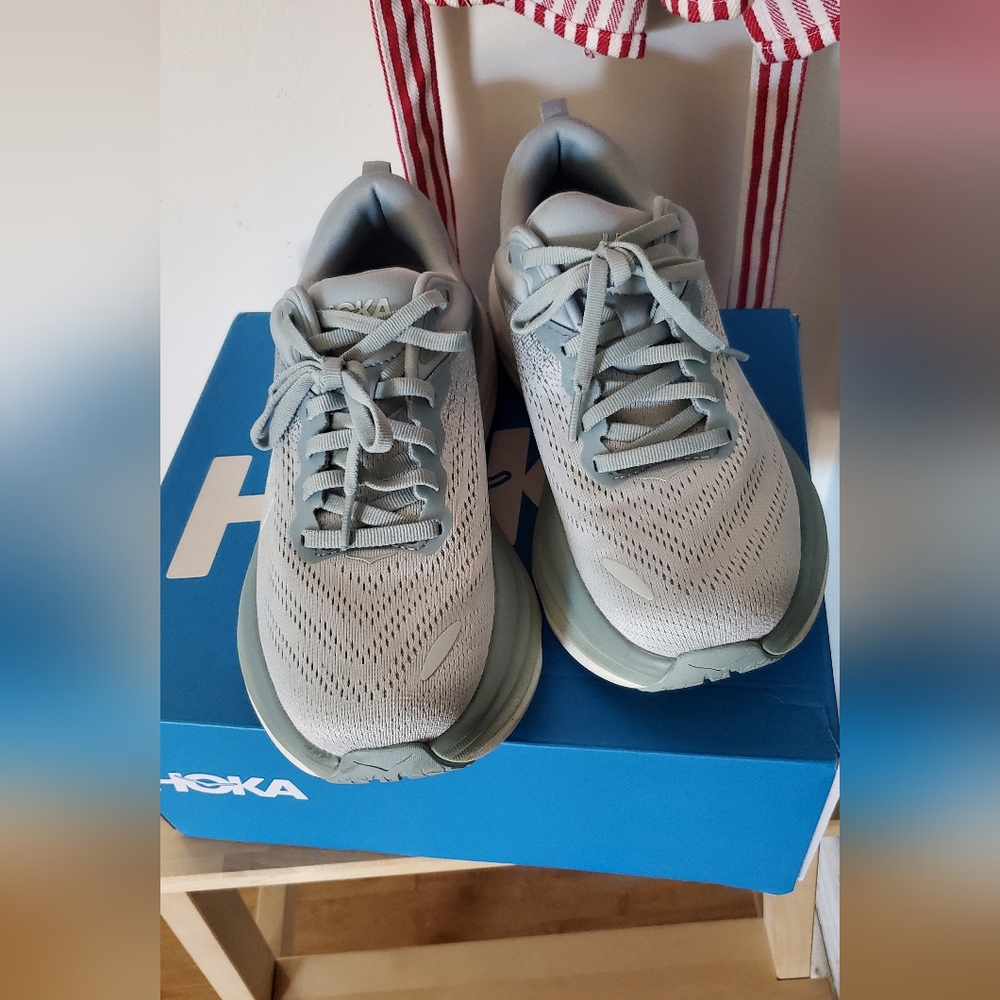 Hoka Bondi 8